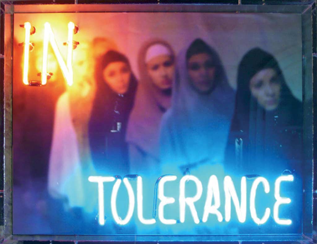 IN-TOLERANCE-A-2005