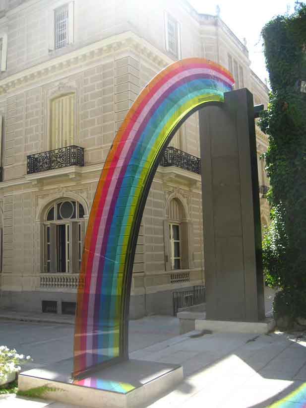 Ambasciata-Madrid-Rainbow-web